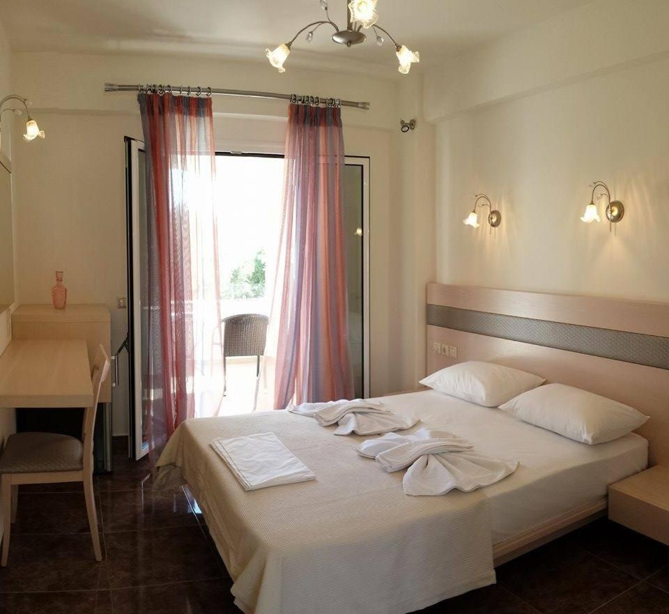 Voula Resort Elafonissos Phòng bức ảnh